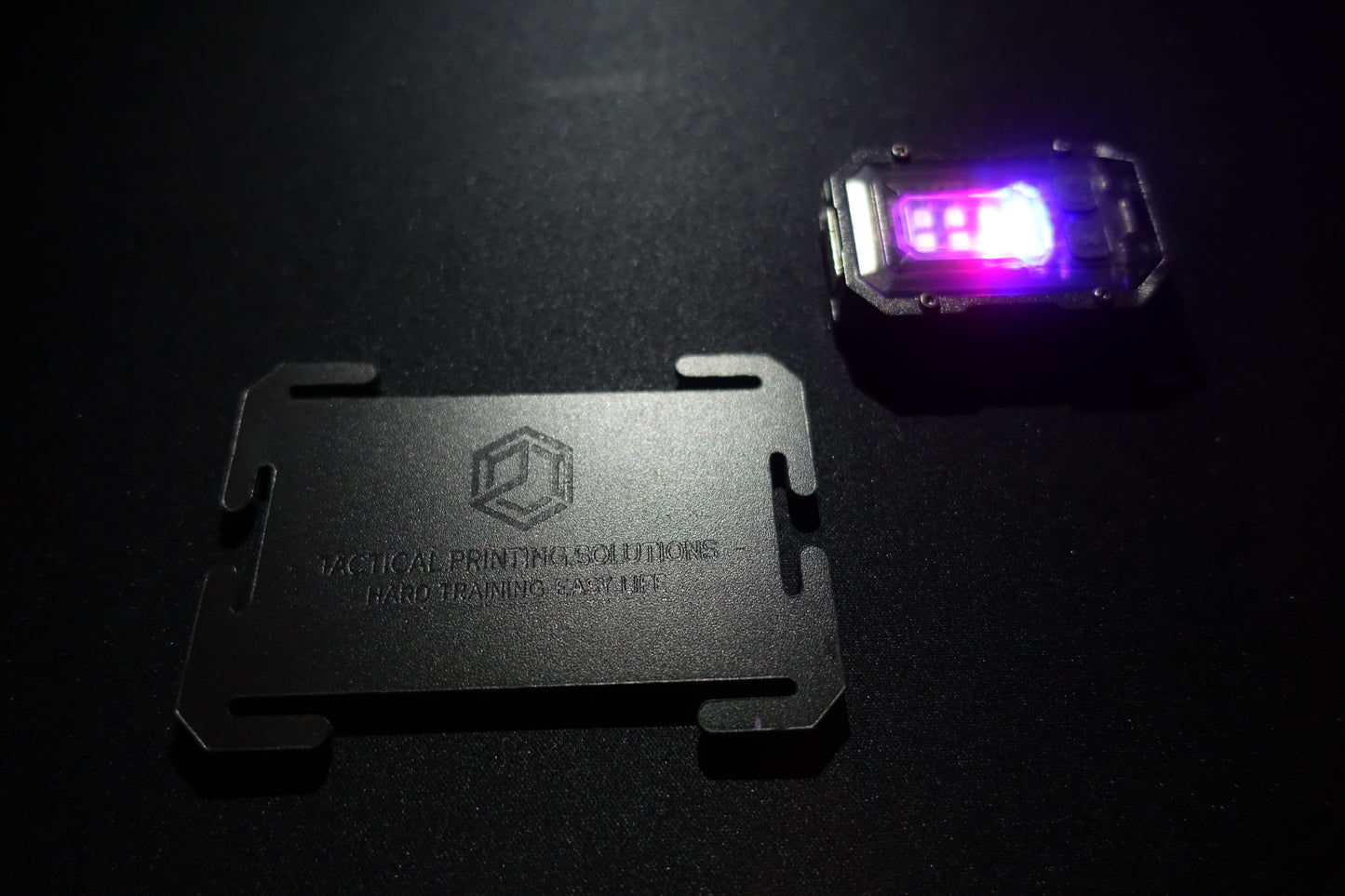 Lampe tactique modulable - Adaptez la lumière à votre action