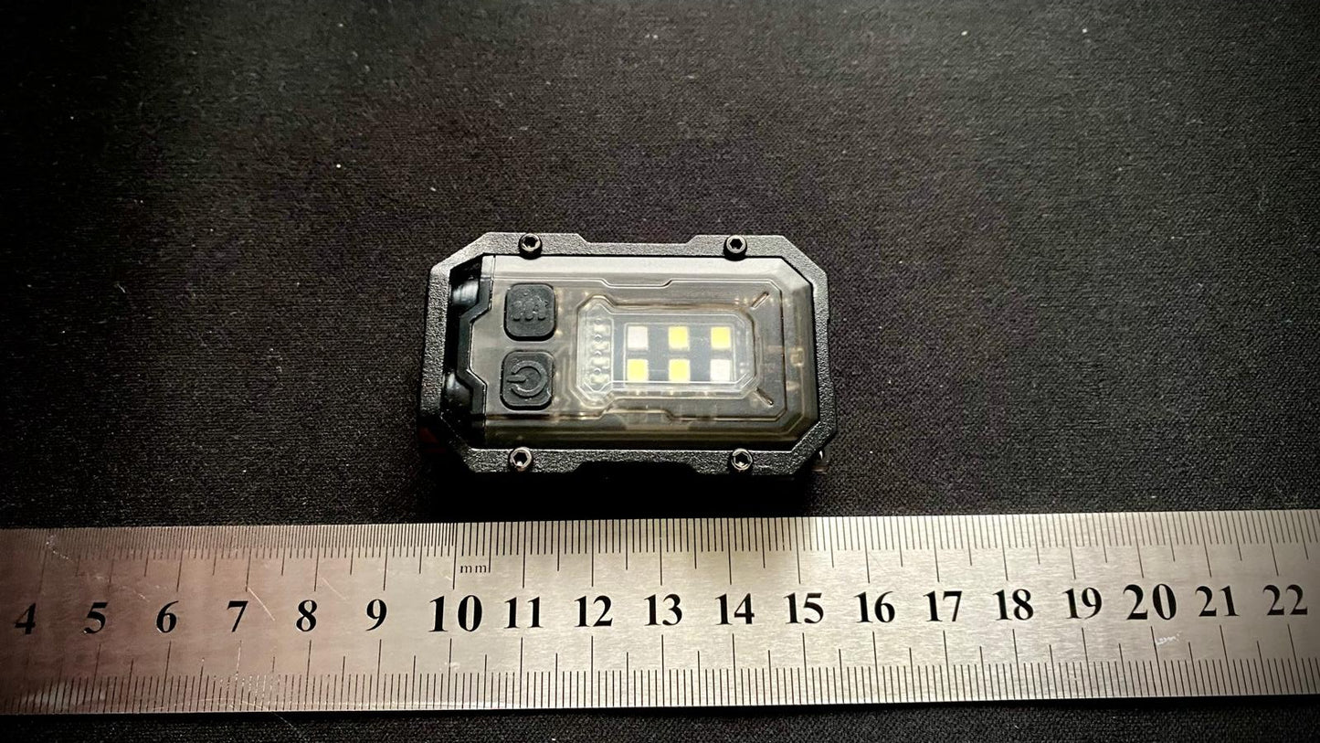 Lampe tactique modulable - Adaptez la lumière à votre action