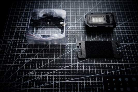 Lampe tactique modulable - Adaptez la lumière à votre action